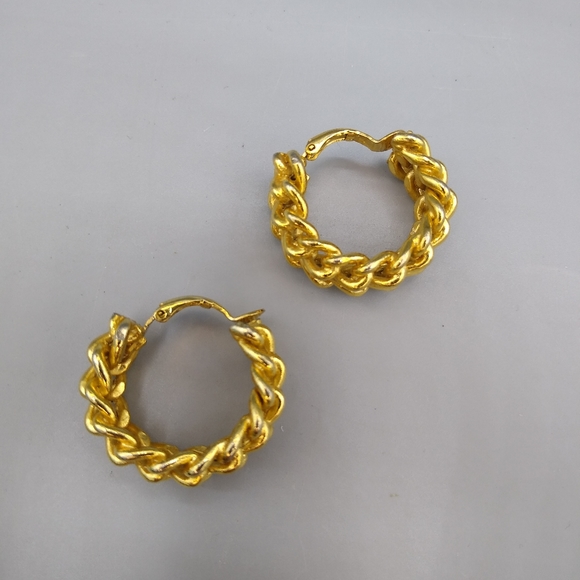 Gold tone Braided Hoop Knitted Woven Twisted Link Clip on Earrings Vintage - Picture 2 of 12